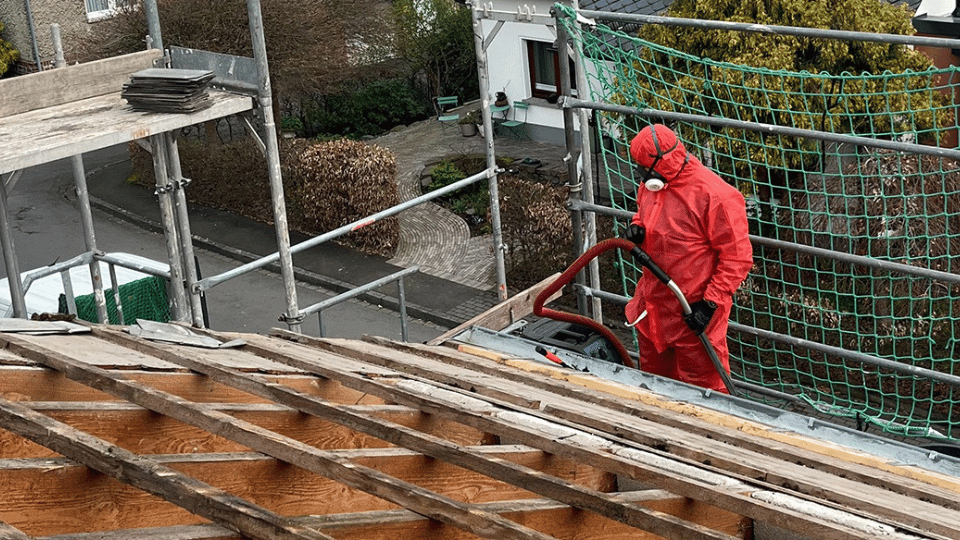 Asbestsanierung durch Fachbetrieb
